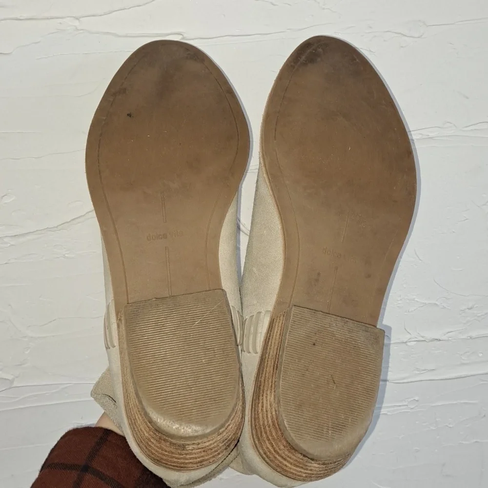 Dolce Vita Sand slip in Suede Leather  bootie  size 9
